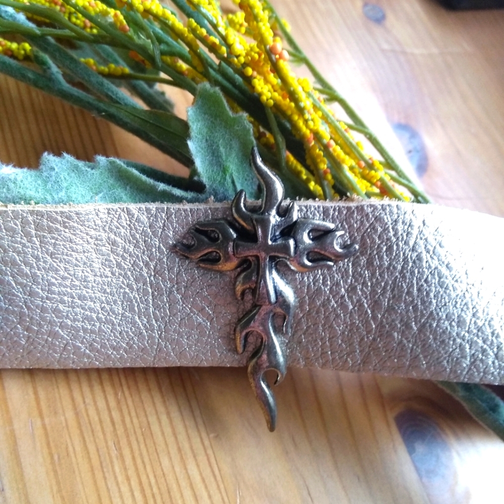 Flame Cross Golden-Silver Leather Wristband